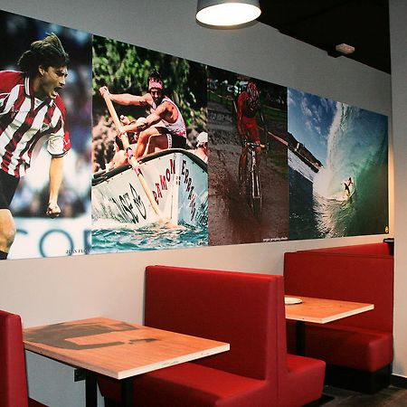 Mundaka Hostel&Sports Cafe Exterior foto