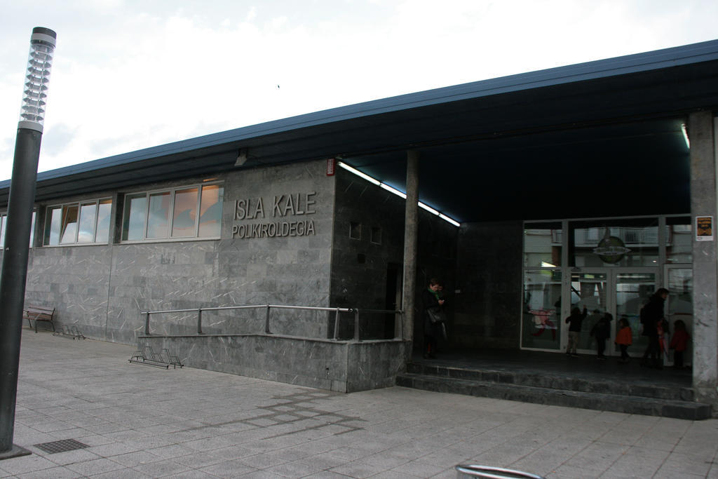 Mundaka Hostel&Sports Cafe Exterior foto